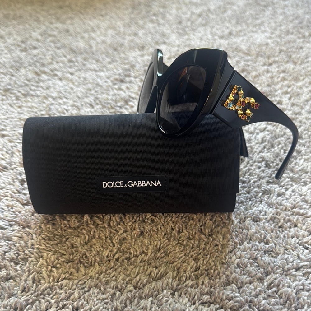 NWOT Dolce & Gabbana Black Sunglasses with Gold Accents
